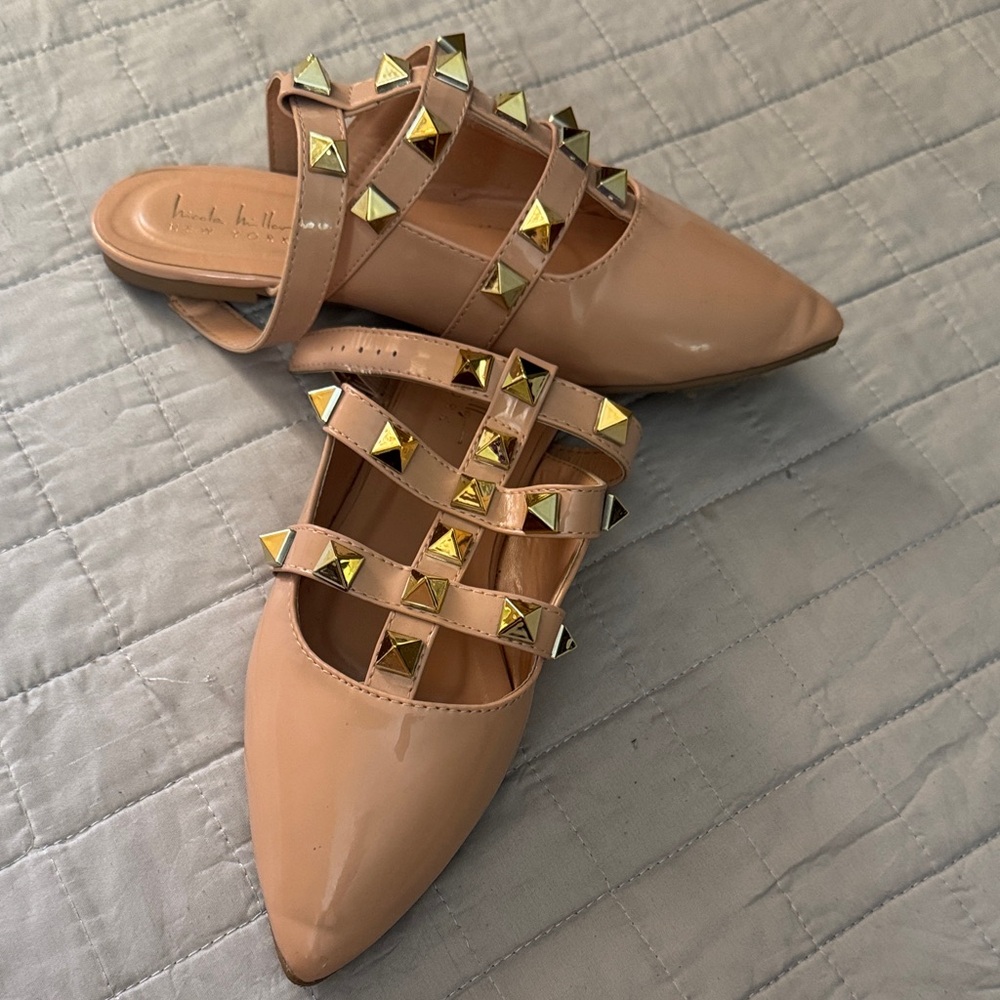Nicole Miller Beige Mules with Gold Accents
